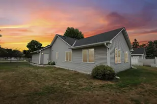 720 Oakwood Street Northwest, Isanti, MN 55040 - Photo 52