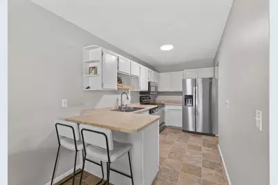 10724 Cavell Road, Bloomington, MN 55438 - Photo 10