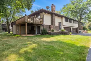 10724 Cavell Rd, Bloomington, MN 55438 - Photo 2