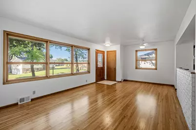 7818 53rd Avenue N, New Hope, MN 55428 - Photo 4