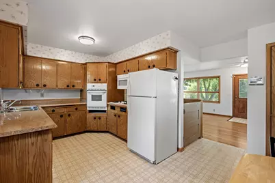 7818 53rd Avenue N, New Hope, MN 55428 - Photo 8