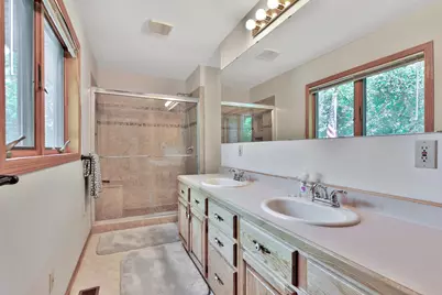 987 Demont Avenue E, Maplewood, MN 55109 - Photo 22