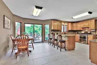 987 Demont Avenue E, Maplewood, MN 55109 - Photo 14