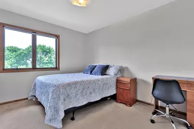 987 Demont Avenue E, Maplewood, MN 55109 - Photo 26