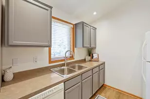 7010 Jorgensen Ln S, Cottage Grove, MN 55016 - Photo 6