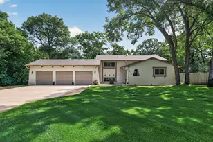 16271 Jasper St NW, Anoka, MN 55303 - Photo 2