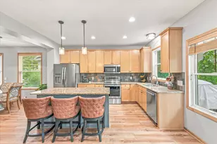4377 Garden Way N, Hugo, MN 55038 - Photo 12
