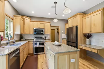 2362 Fieldstone Curve, Woodbury, MN 55129 - Photo 18