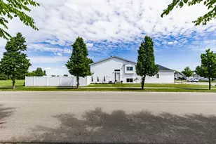 4459 15th St S, Moorhead, MN 56560 - Photo 36