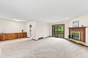 4254 Oakmede Ln, White Bear Lake, MN 55110 - Photo 4