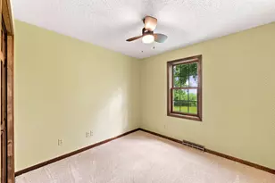 4254 Oakmede Ln, White Bear Lake, MN 55110 - Photo 28
