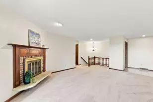 4254 Oakmede Ln, White Bear Lake, MN 55110 - Photo 18