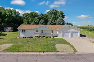 1315 Adams Ave, Fairmont, MN 56031 - Photo 38
