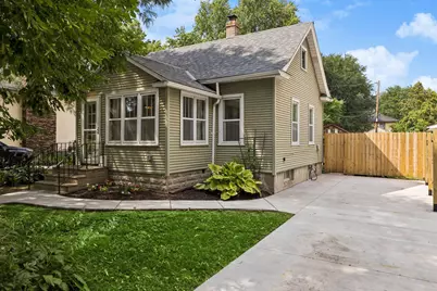 299 Sidney Street W, Saint Paul, MN 55107 - Photo 2