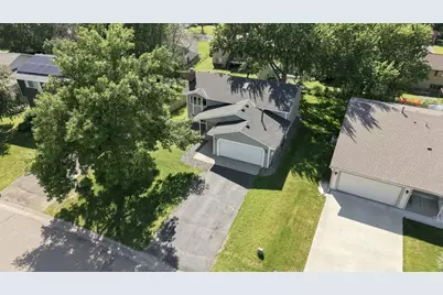 2682 Guthrie Avenue N, Oakdale, MN 55128 - Photo 38