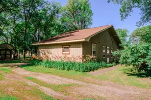 410 Snell Ave, Pine River, MN 56474 - Photo 2