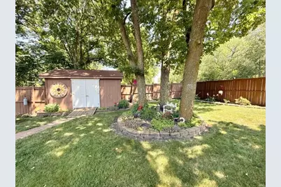 104 Cedar Point, Redwood Falls, MN 56283 - Photo 10