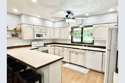 104 Cedar Point, Redwood Falls, MN 56283 - Photo 24