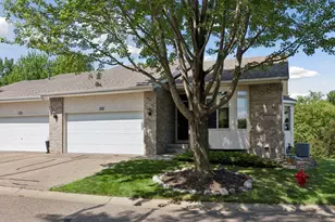 13323 Glenhaven Ct, Apple Valley, MN 55124 - Photo 4