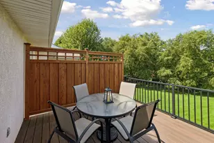 13323 Glenhaven Ct, Apple Valley, MN 55124 - Photo 10