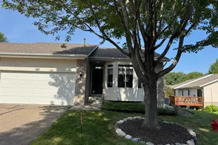 13323 Glenhaven Ct, Apple Valley, MN 55124 - Photo 1