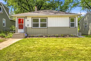 285 Hazelwood St, Saint Paul, MN 55106 - Photo 1