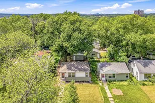 285 Hazelwood St, Saint Paul, MN 55106 - Photo 2
