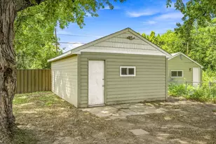 285 Hazelwood St, Saint Paul, MN 55106 - Photo 24