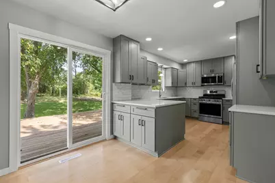 2865 Upper 79th Court E, Inver Grove Heights, MN 55076 - Photo 12