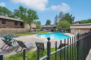 2411 Unity Ave N, Golden Valley, MN 55422 - Photo 28