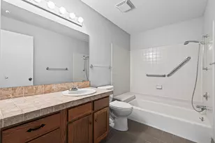 3020 St Albans Mill Rd, Hopkins, MN 55305 - Photo 16
