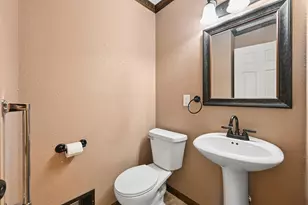 110 Circle Dr, Jackson, MN 56143 - Photo 16