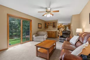 6427 Deerwood Ln, Lino Lakes, MN 55014 - Photo 10
