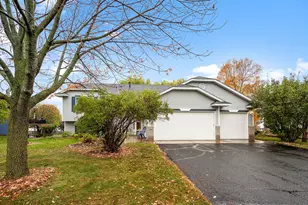 10703 Karston Ave NE, Albertville, MN 55301 - Photo 2