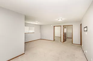 4017 9th St S, Moorhead, MN 56560 - Photo 32