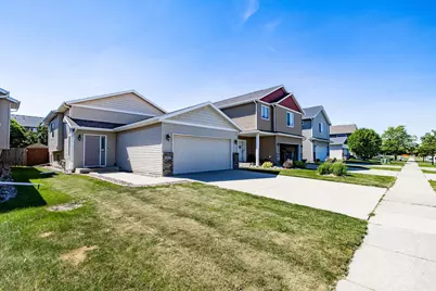 4017 9th Street S, Moorhead, MN 56560 - Photo 4