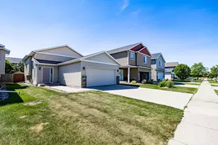 4017 9th St S, Moorhead, MN 56560 - Photo 4