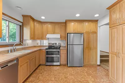 1810 Howell Street N, Falcon Heights, MN 55113 - Photo 34