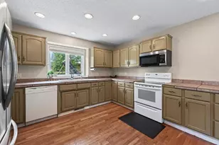 7640 Douglas Dr N, Brooklyn Park, MN 55443 - Photo 14