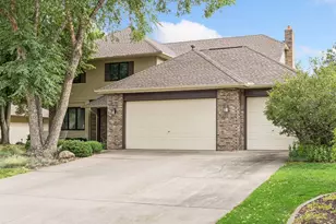 24 Indian Hills Dr, Circle Pines, MN 55014 - Photo 10