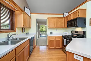 10720 57th St NE, Albertville, MN 55301 - Photo 8