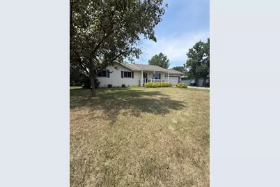 801 NE 2nd Avenue, Saint Joseph, MN 56374 - Photo 2