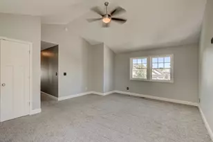 5204 Porchlight Bay, Woodbury, MN 55129 - Photo 32