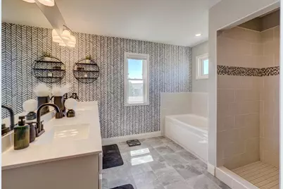 5204 Porchlight Bay, Woodbury, MN 55129 - Photo 4