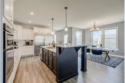 5204 Porchlight Bay, Woodbury, MN 55129 - Photo 18