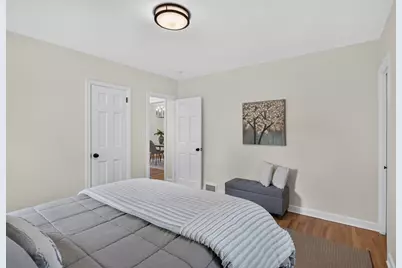 1100 Montana Avenue W, Saint Paul, MN 55108 - Photo 16