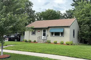 539 Brisbin St, Anoka, MN 55303 - Photo 1