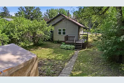 619 NE 3rd Avenue, Grand Rapids, MN 55744 - Photo 2