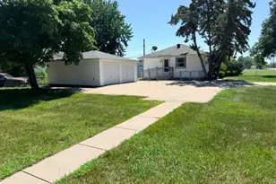 12061 Crooked Lake Blvd NW, Coon Rapids, MN 55433 - Photo 4
