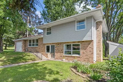 1870 7th Street NW, New Brighton, MN 55112 - Photo 2